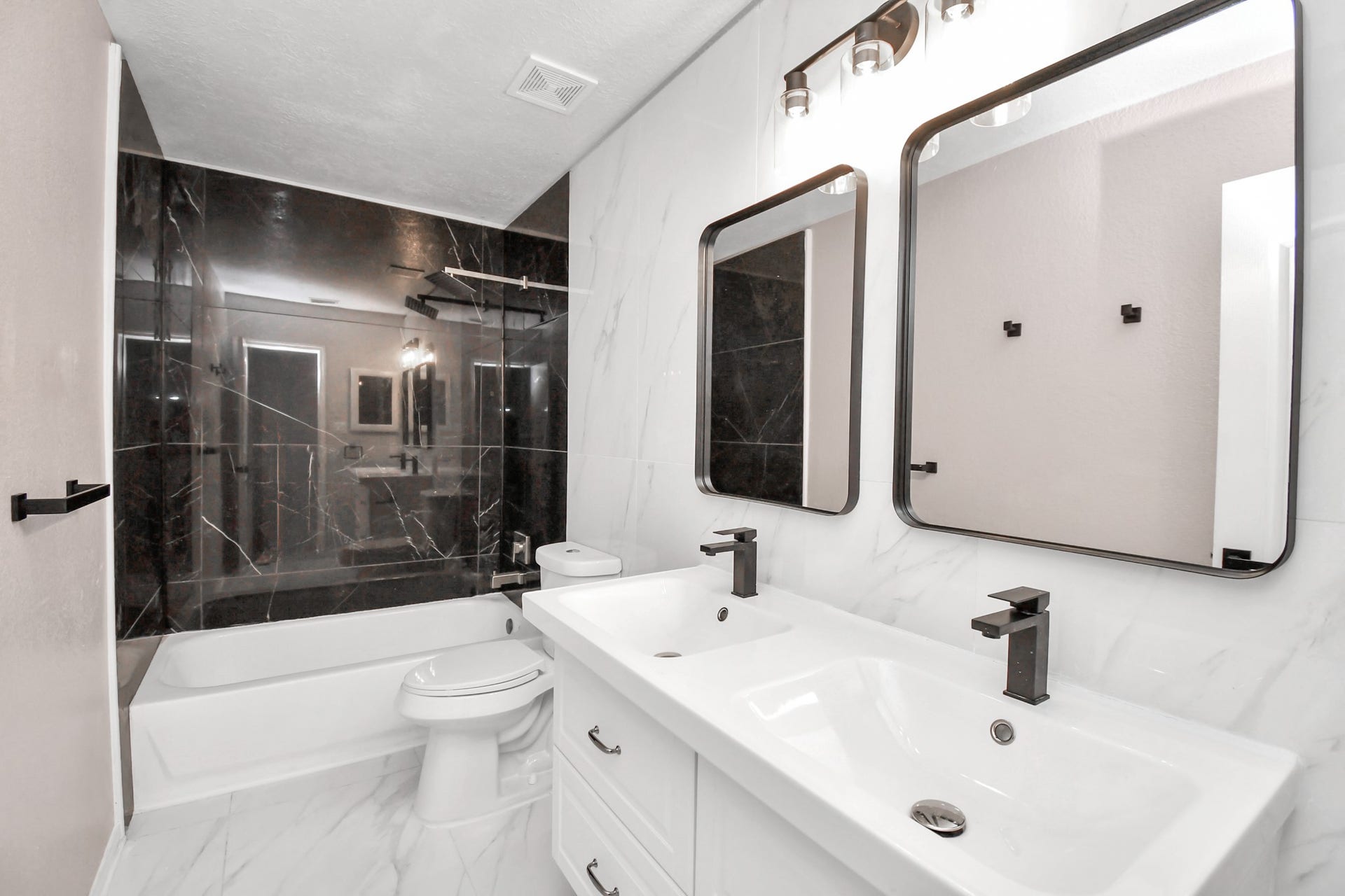 3310 Manor Tree Lane, Houston, TX 77068
