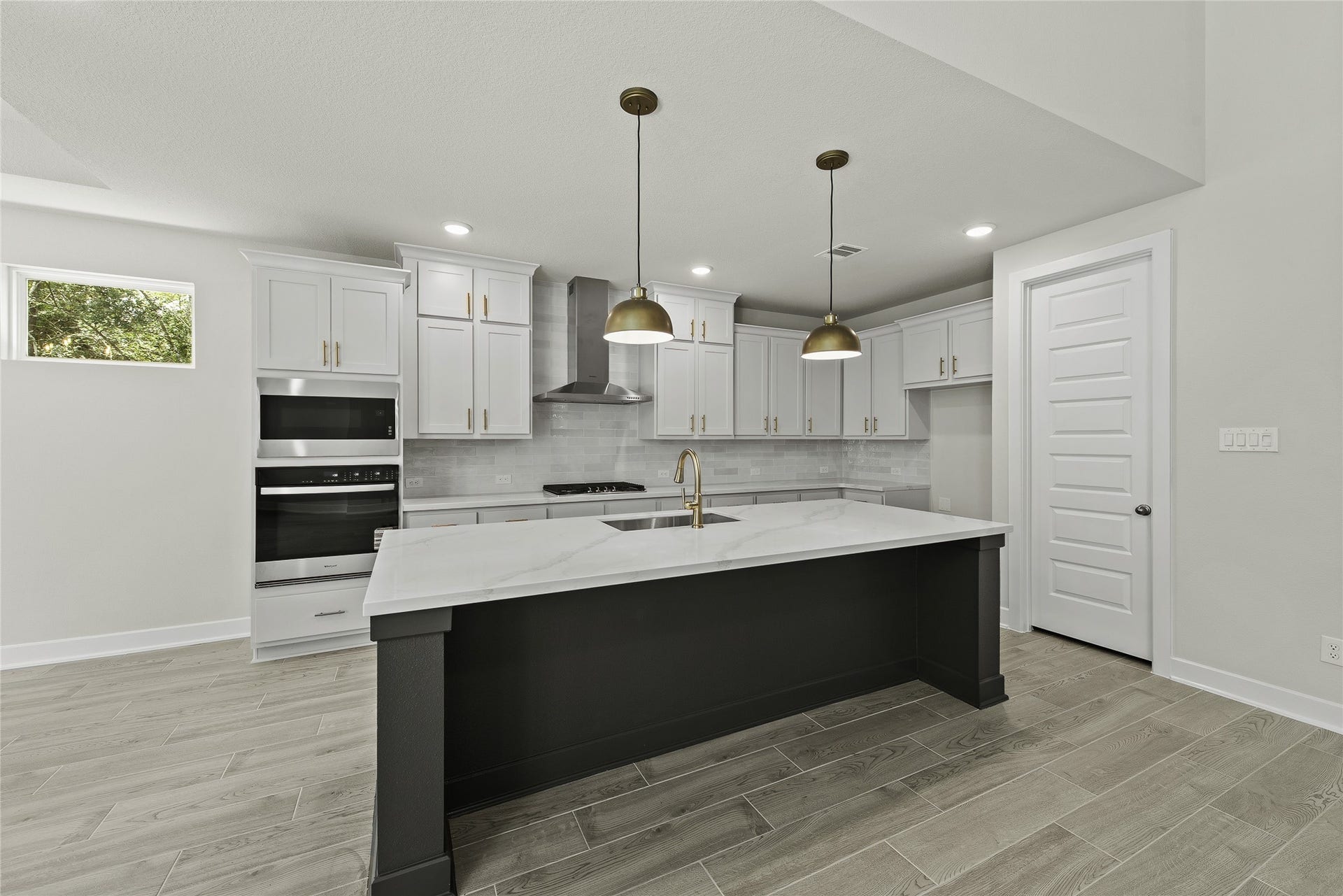 22202 Larkspir Gate Drive, Hockley, TX 77447 Representative image; features, selections and colors may vary.