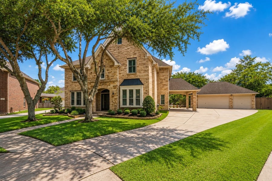 Property photo for 13222 Dusty Grove Lane, Sugar Land, TX