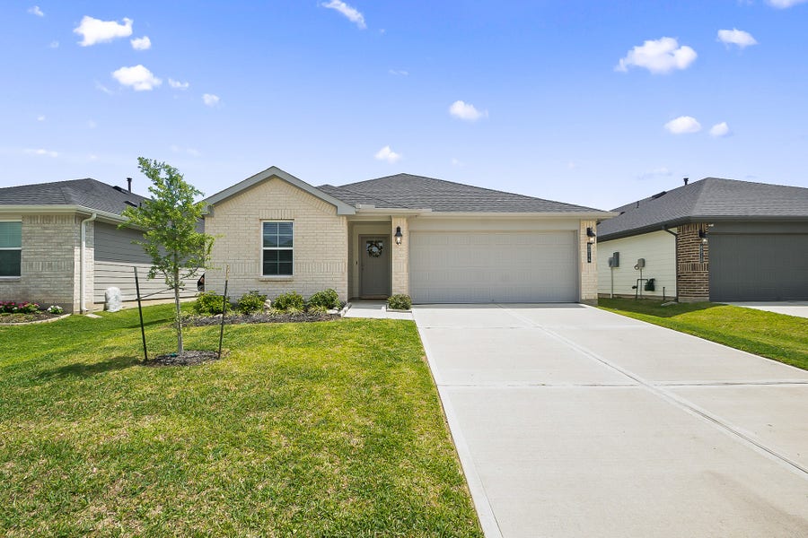 Property photo for 8014 Tropea Drive, Richmond, TX