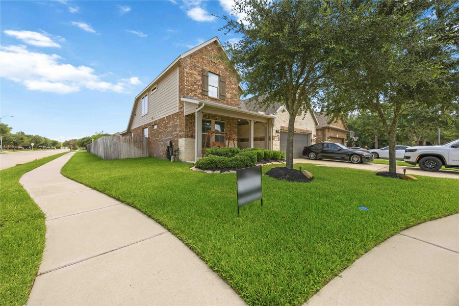 Property photo for 21018 Chir Pine Circle, Cypress, TX