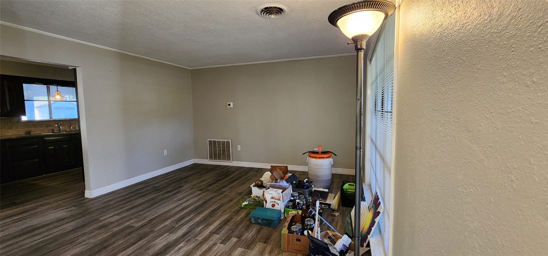 5312 Palm Drive, Dickinson, TX 77539 5312 Palm Drive, Dickinson, TX 77539