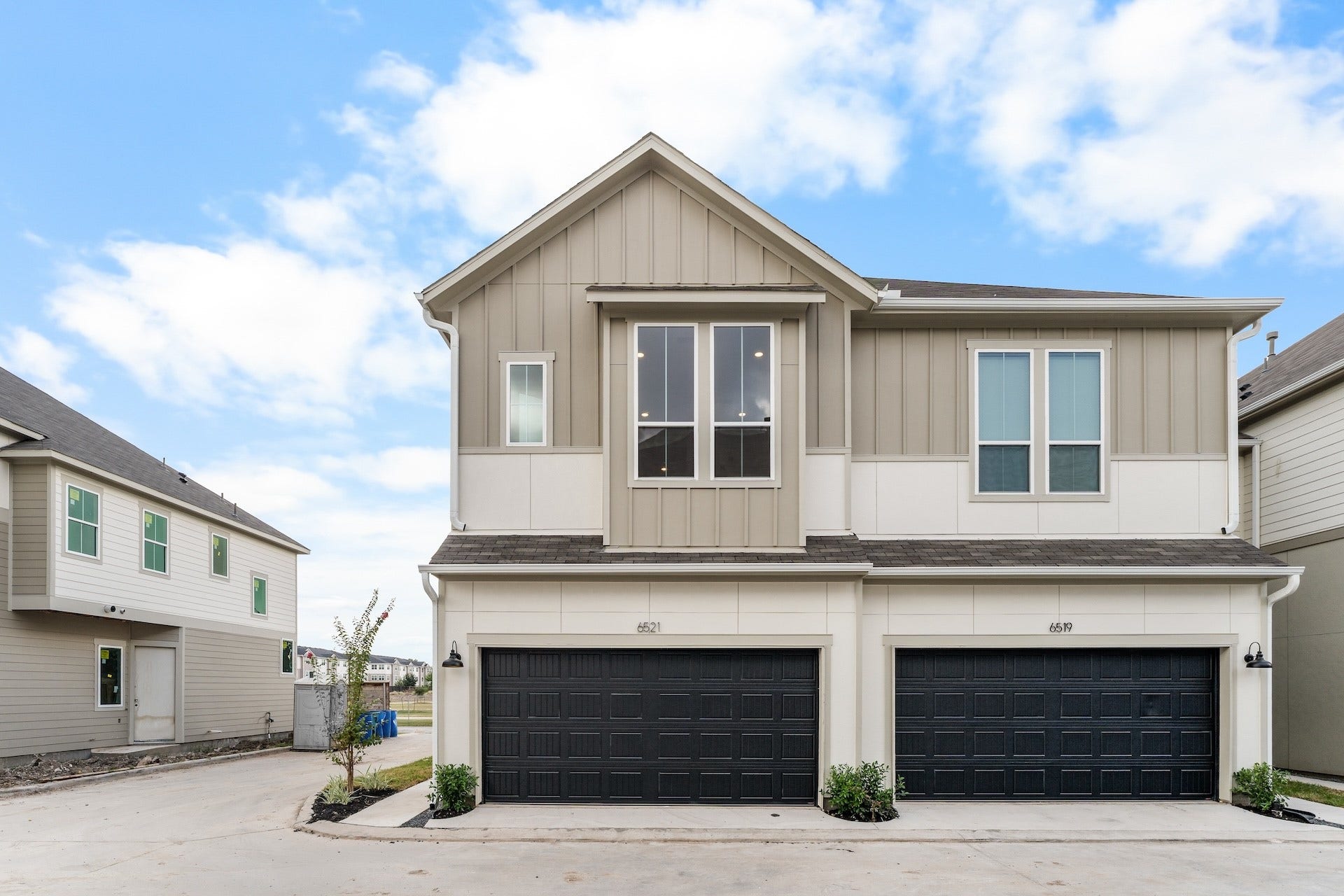 6551-6553 Rena Street, Houston, TX 77092 Exterior Previous work by the builder in the community, not representation of exact unit listed.