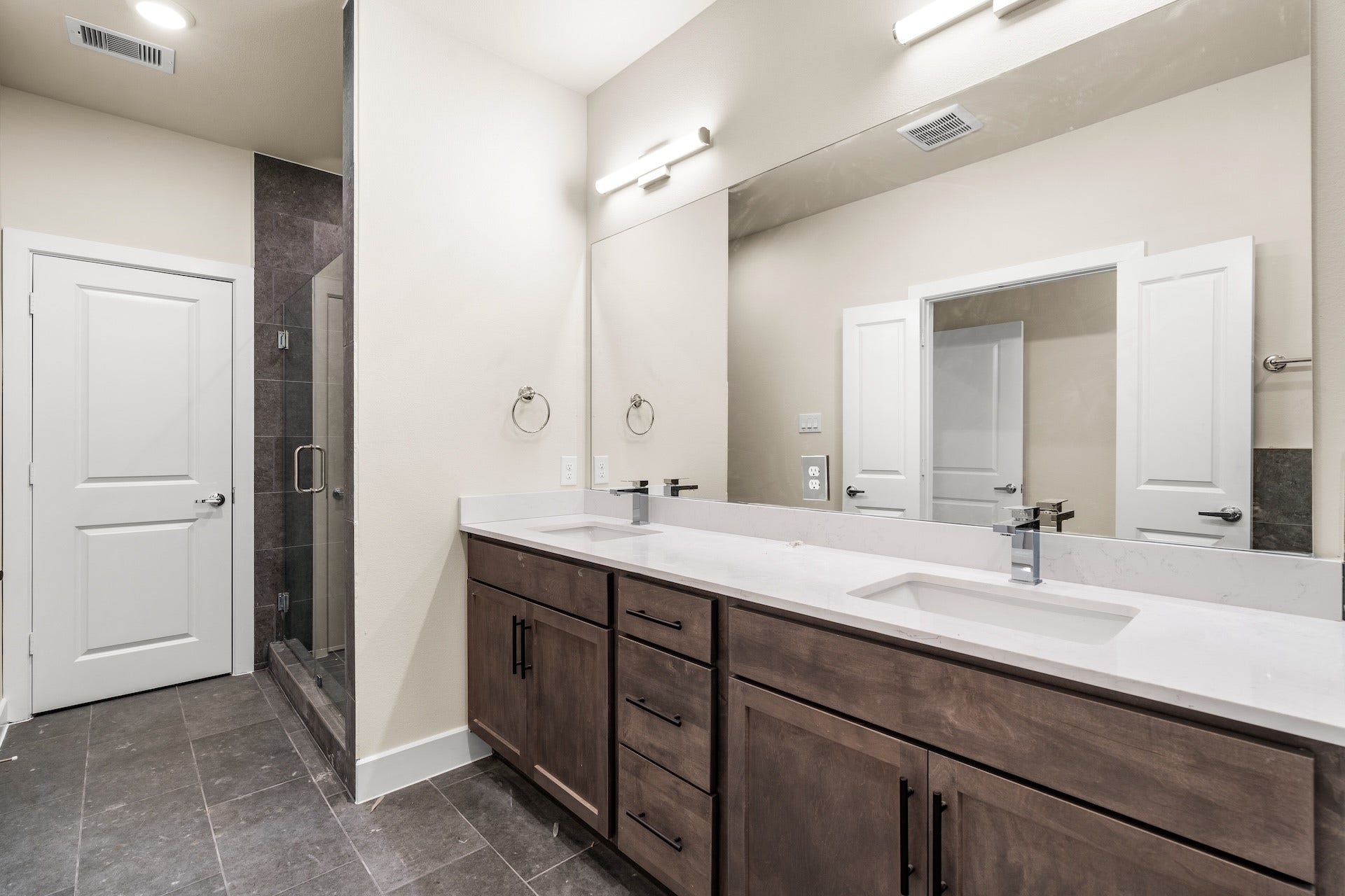 6551-6553 Rena Street, Houston, TX 77092 Secondary Bedroom Previous work by the builder in the community, not representation of exact unit listed.