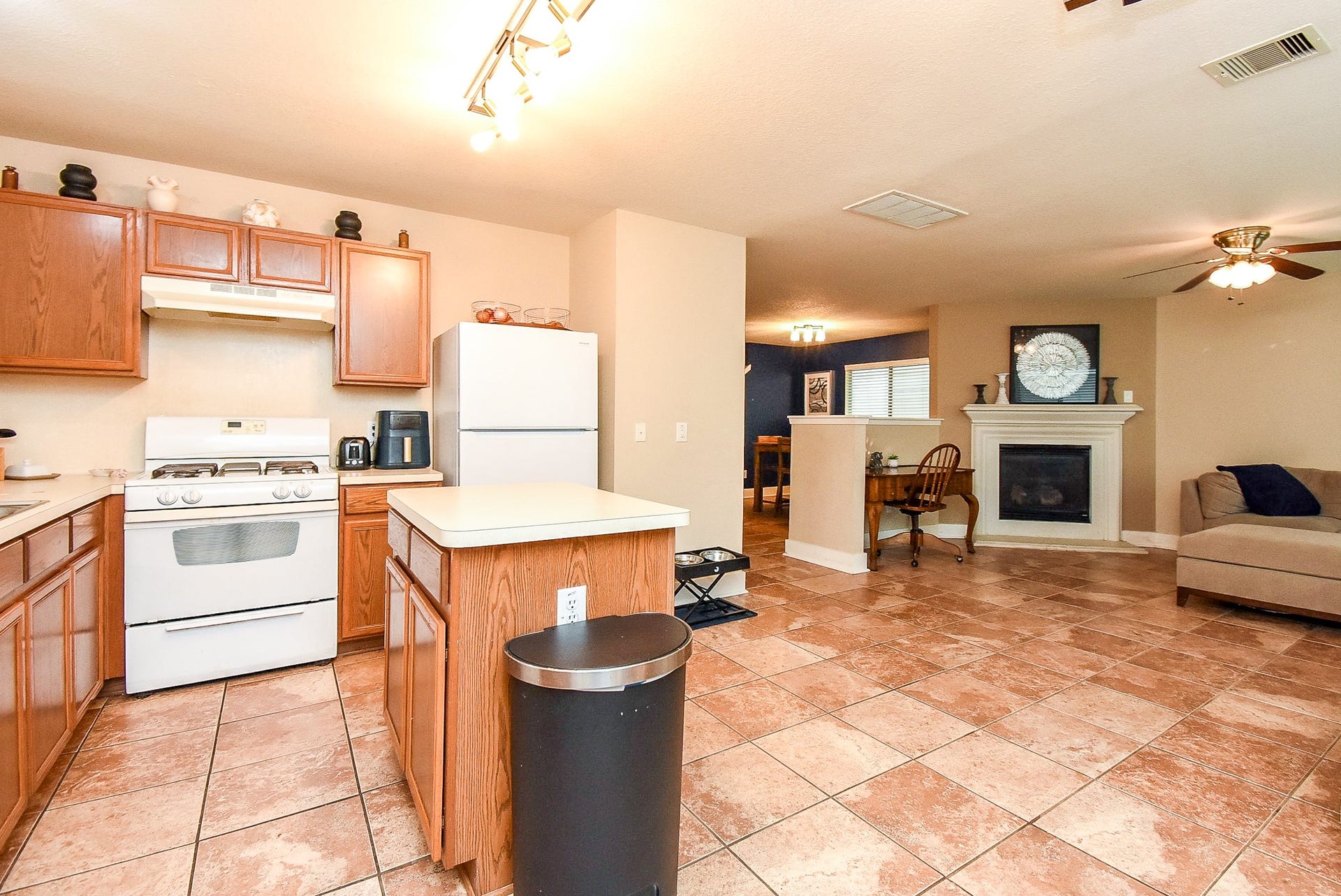 10735 Cobblecreek Way, Missouri City, TX 77459 10735 Cobblecreek Way, Missouri City, TX 77459