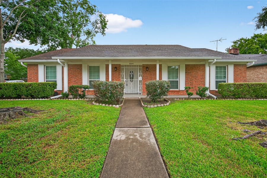 Property photo for 8530 Roos Road, Houston, TX