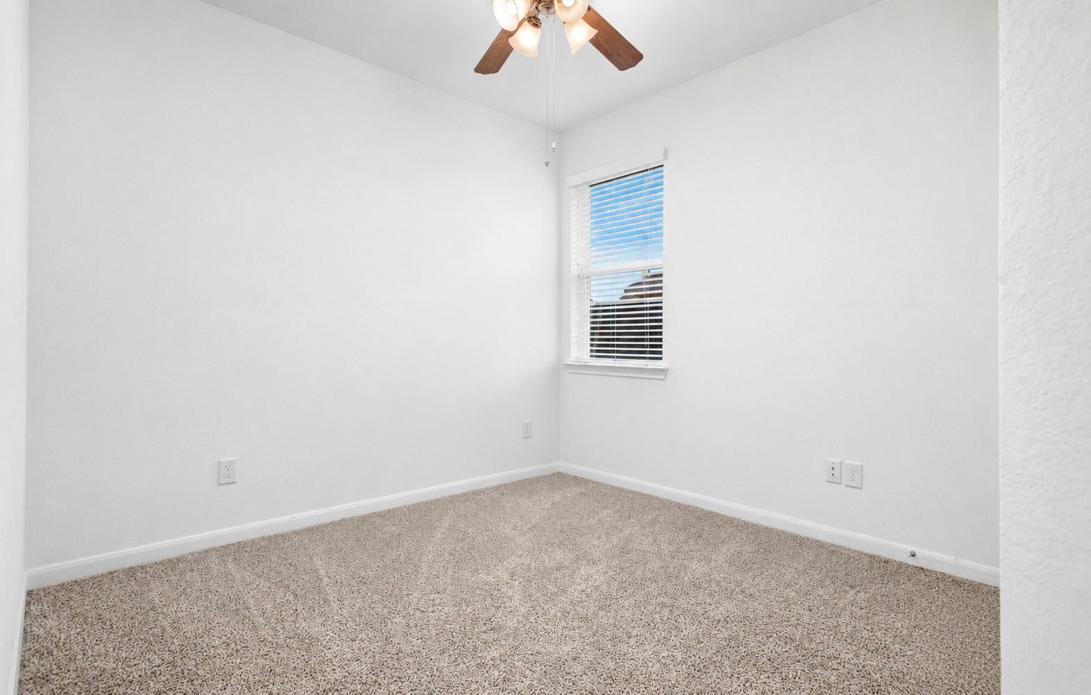 51 PRAIRIE FALCON, The Woodlands, TX 77389 51 PRAIRIE FALCON, The Woodlands, TX 77389