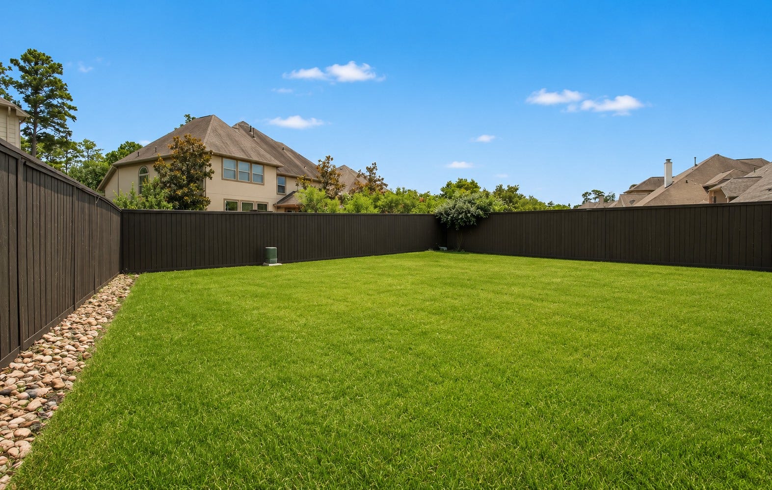 51 PRAIRIE FALCON, The Woodlands, TX 77389 51 PRAIRIE FALCON, The Woodlands, TX 77389