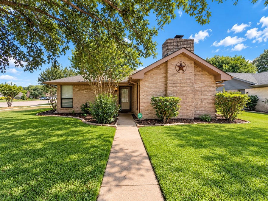 Property photo for 3103 Southern Hills Dr, Missouri City, TX