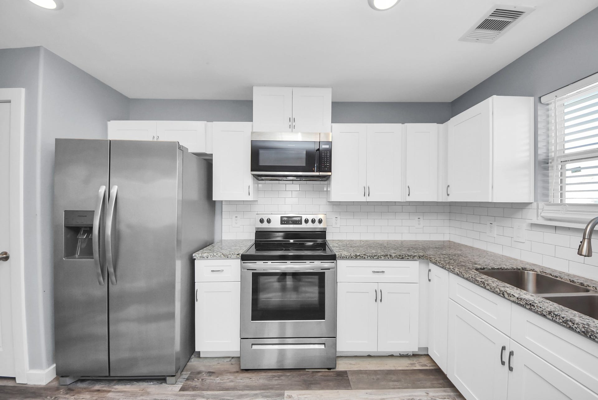 618 Maple Way, #A/B, Houston, TX 77015 618 Maple Way, #A/B, Houston, TX 77015