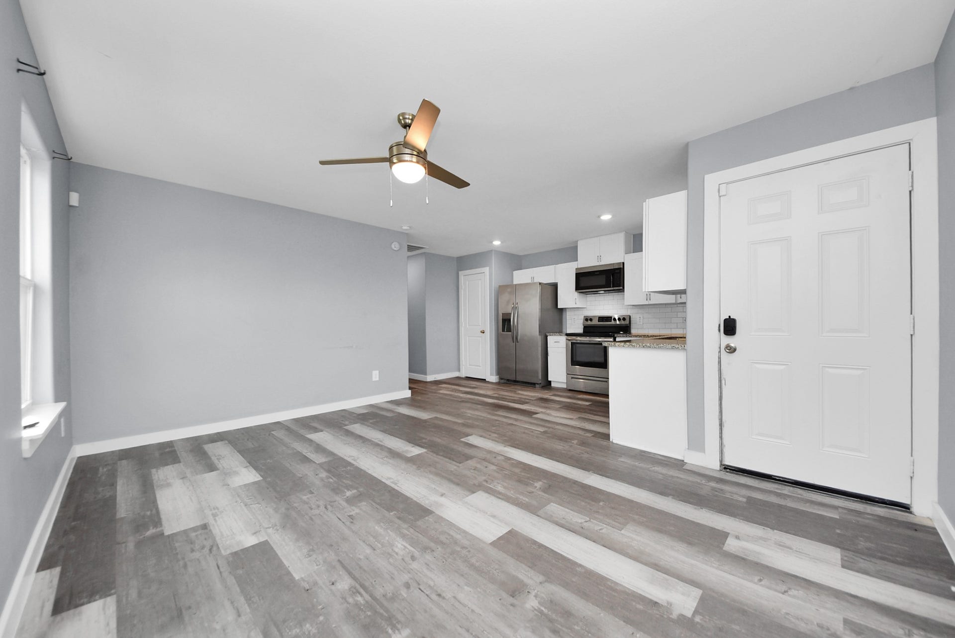 618 Maple Way, #A/B, Houston, TX 77015 618 Maple Way, #A/B, Houston, TX 77015