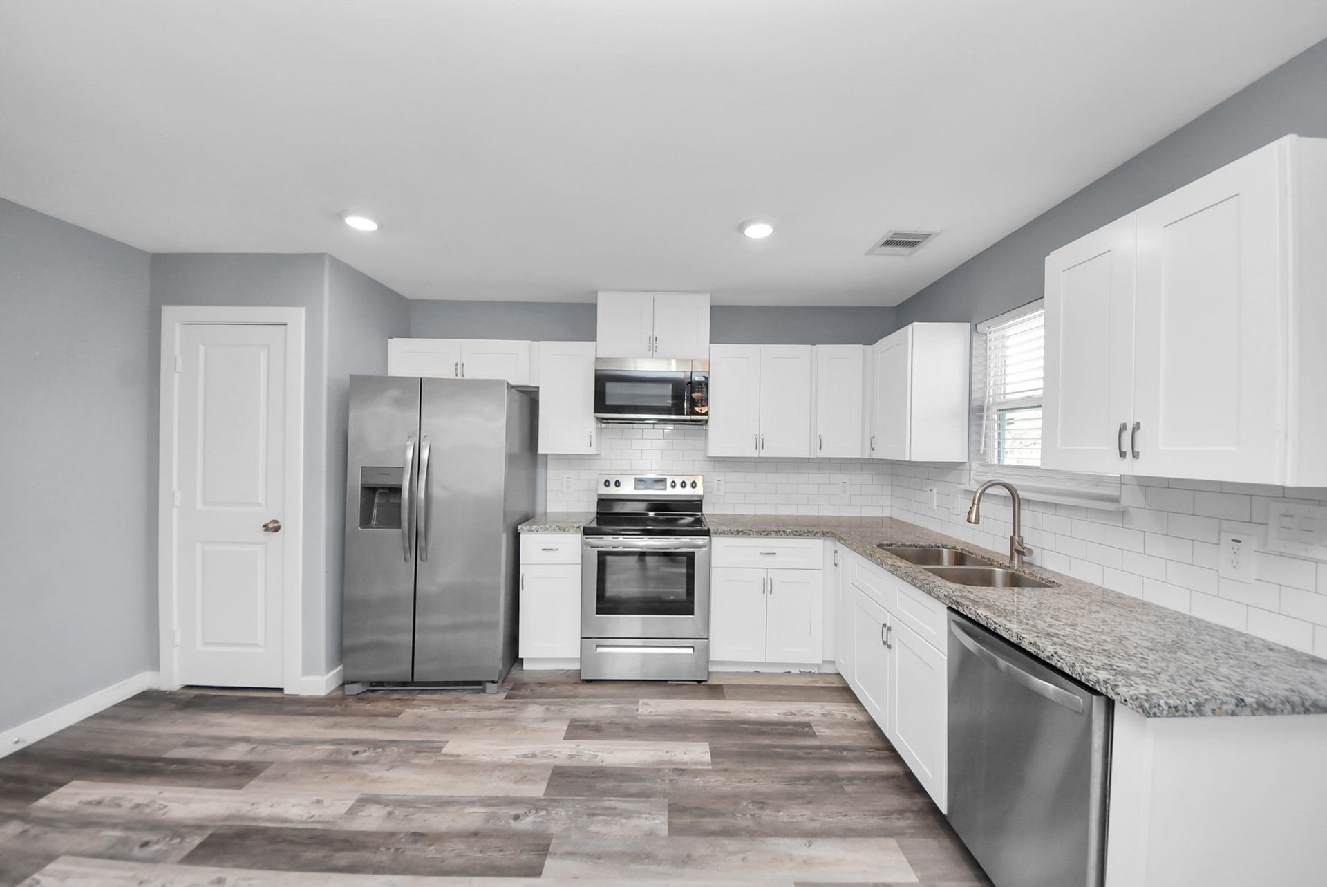 618 Maple Way, #A/B, Houston, TX 77015 618 Maple Way, #A/B, Houston, TX 77015