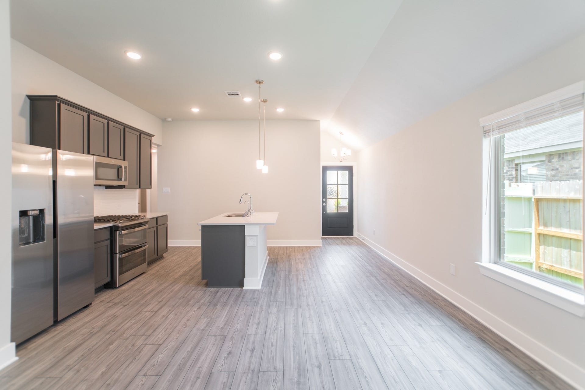 10696 Wild Chives, Conroe, TX 77385