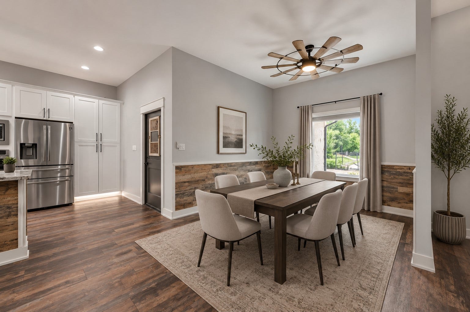 DINING AREA VIRTUALLY STAGED