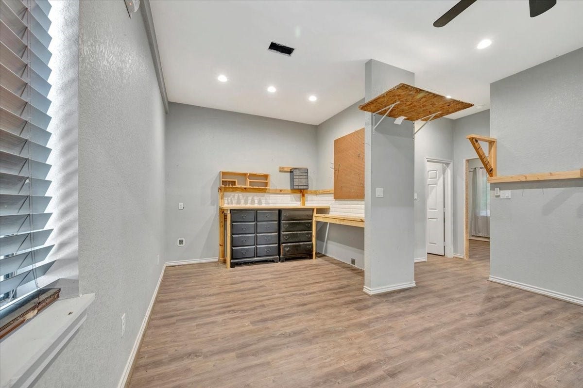 AREA FOR THE POSSIBILITY FOR A 2 BEDROOM 1 BATH APARTMENT
