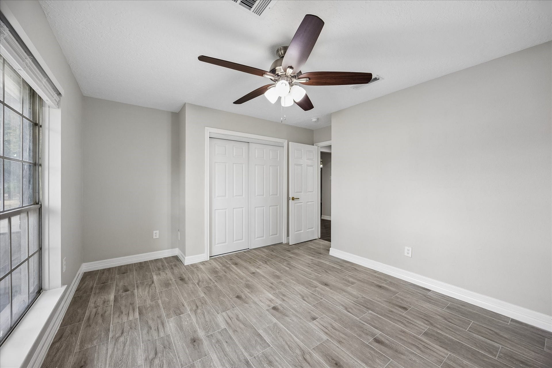 2109 Harper Drive, Pasadena, TX 77502 2109 Harper Drive, Pasadena, TX 77502