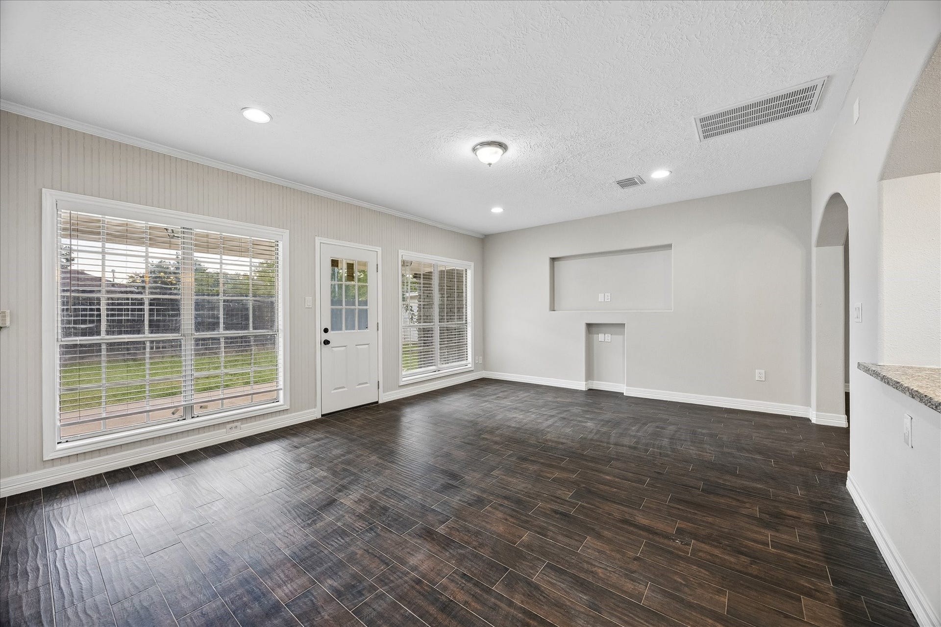 2109 Harper Drive, Pasadena, TX 77502 2109 Harper Drive, Pasadena, TX 77502