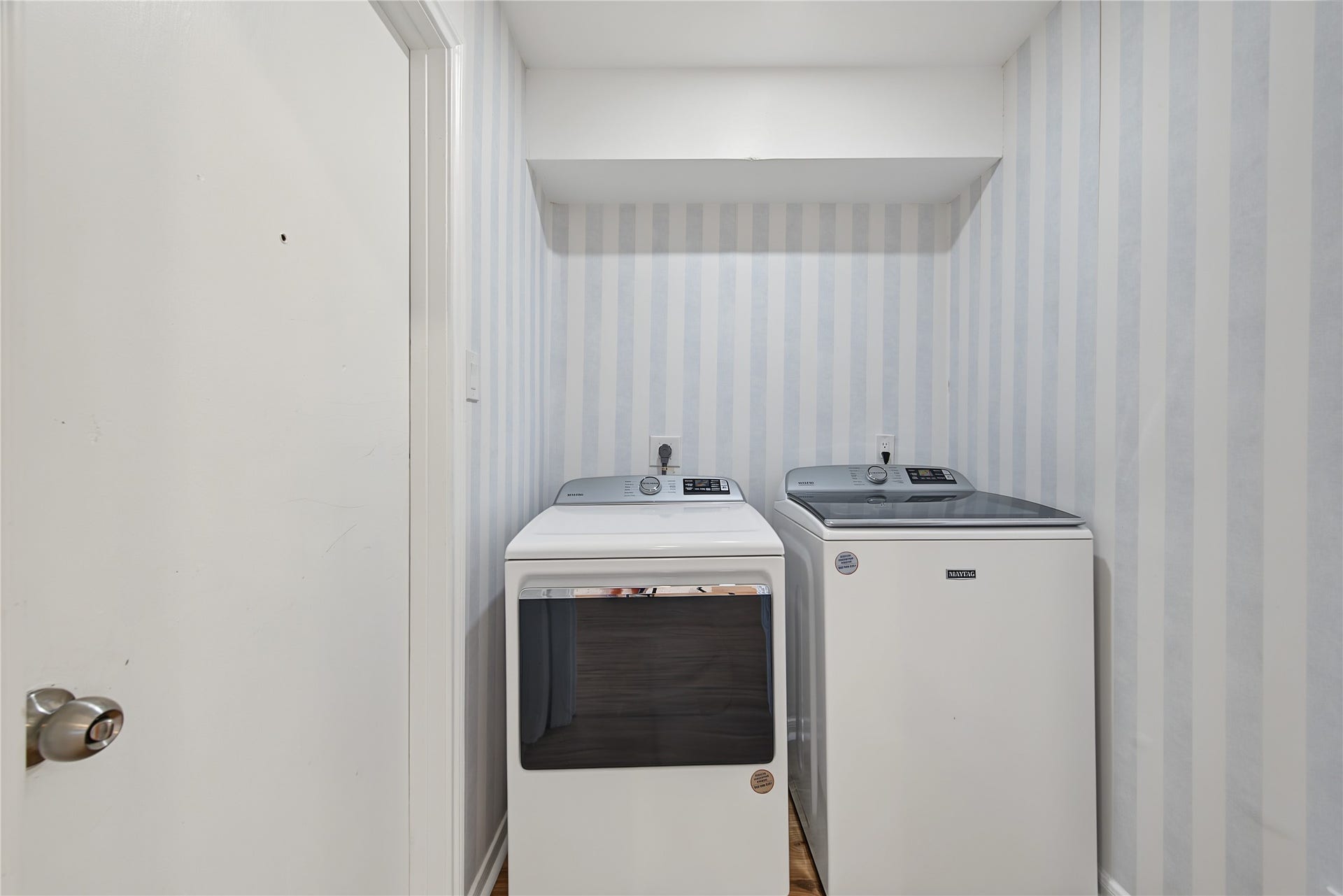 18307 Kings Row, Webster, TX 77058 18307 Kings Row, Webster, TX 77058