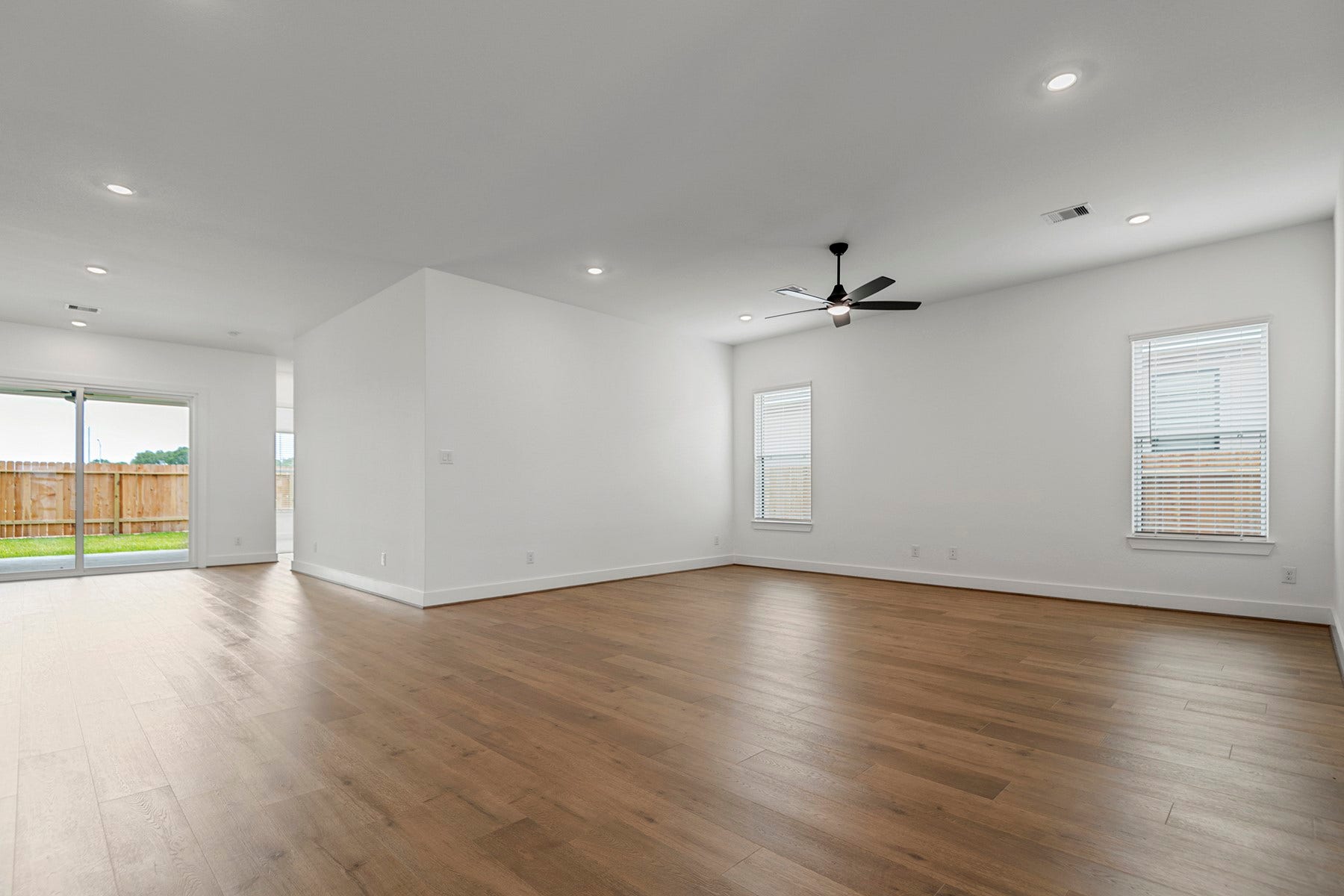 1816 Drover Lane, Rosenberg, TX 77471 1816 Drover Lane, Rosenberg, TX 77471