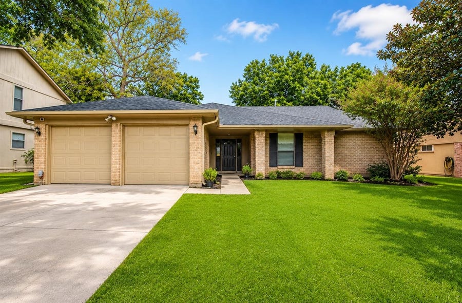 Property photo for 3919 Wintergreen Drive, Humble, TX