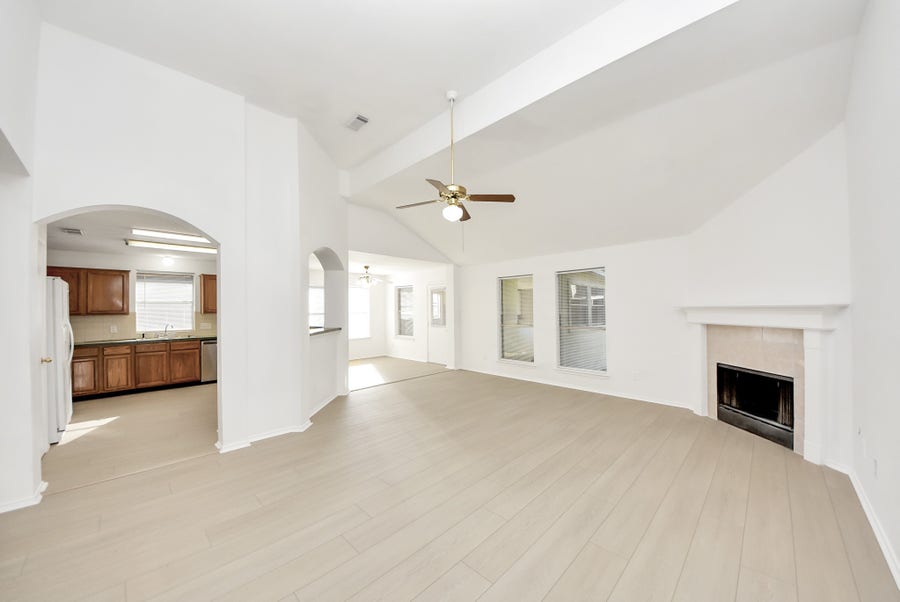 Property photo for 4239 Custer Creek Drive, Missouri City, TX