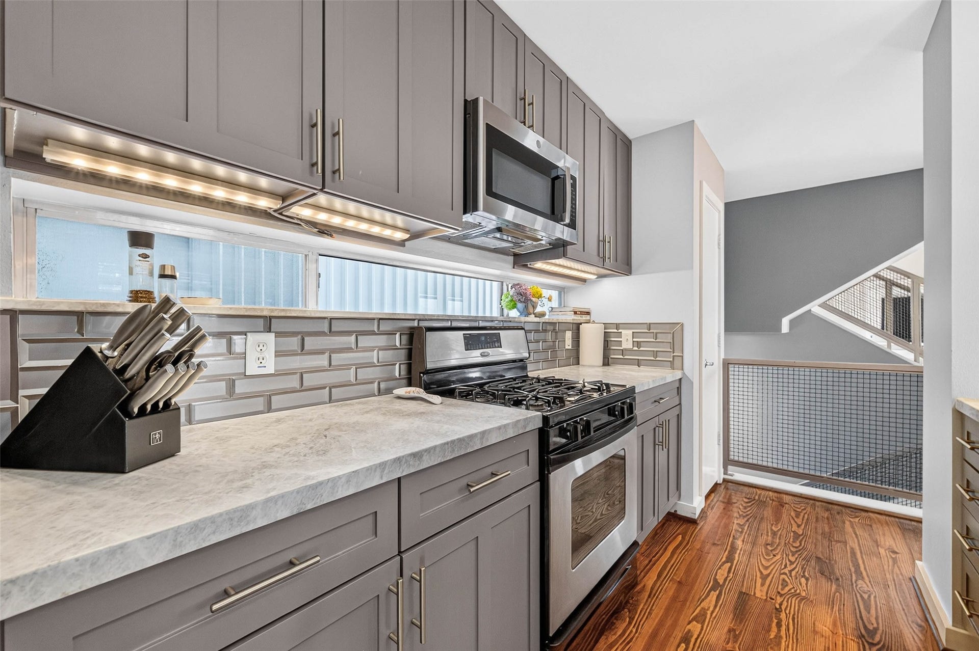 1223 Buckner Street, Houston, TX 77019 1223 Buckner Street, Houston, TX 77019