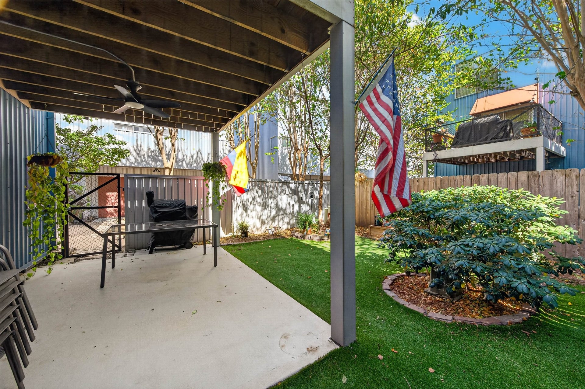 1223 Buckner Street, Houston, TX 77019 1223 Buckner Street, Houston, TX 77019