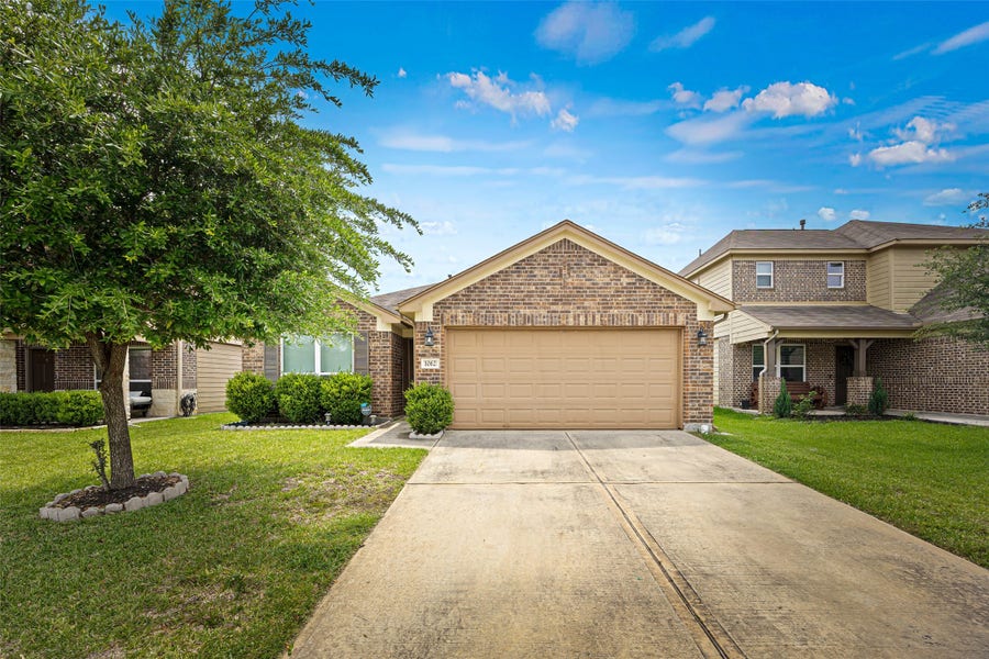 Property photo for 1062 Carolina Wren Circle, Houston, TX