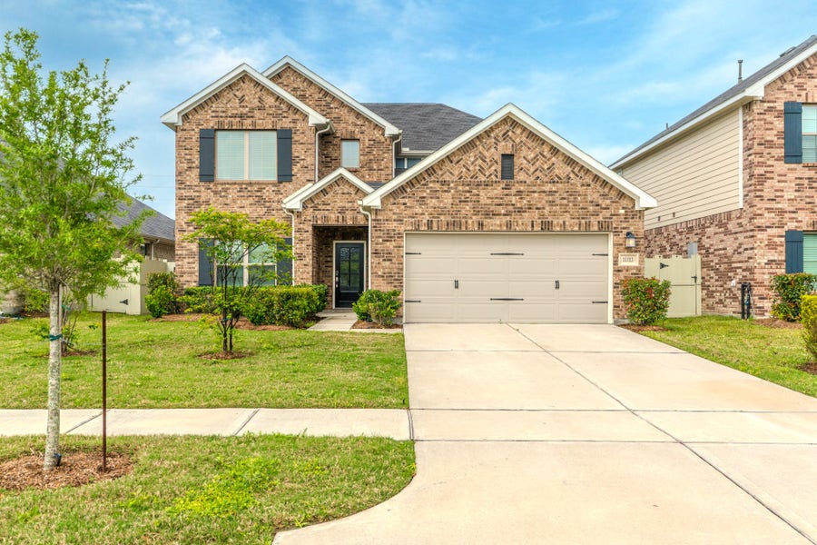 Property photo for 10313 S Goshawk Trail, Conroe, TX