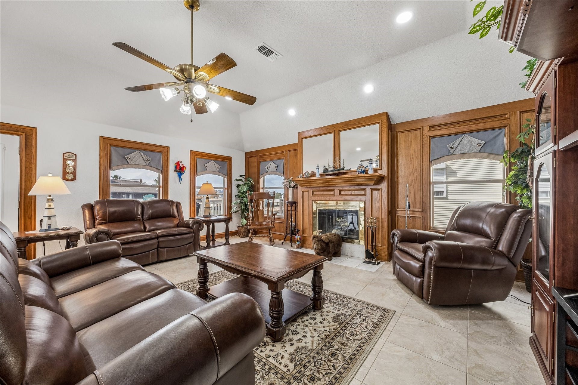 209 Bora Bora Drive, Tiki Island, TX 77554 209 Bora Bora Drive, Tiki Island, TX 77554