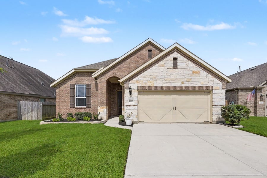 Property photo for 6919 Northchester Drive, Katy, TX