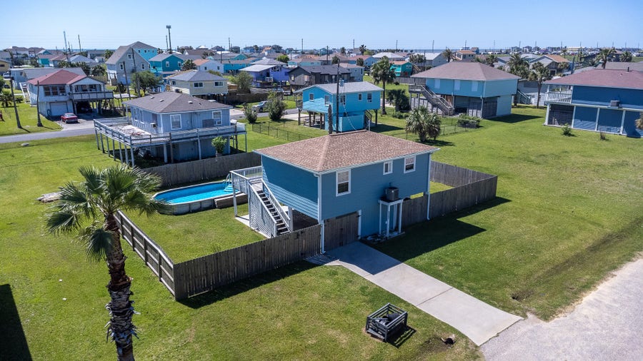 Property photo for 16619 Mansvelt Road, Galveston, TX