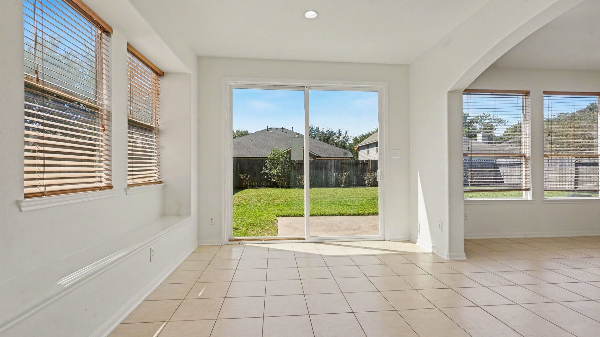 13711 Brighton Park Drive, Houston, TX 77044 13711 Brighton Park Drive, Houston, TX 77044