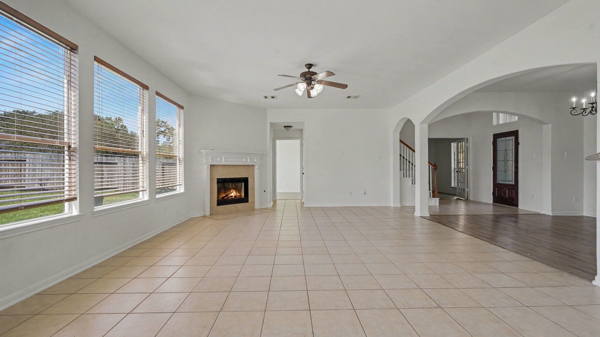 13711 Brighton Park Drive, Houston, TX 77044 13711 Brighton Park Drive, Houston, TX 77044