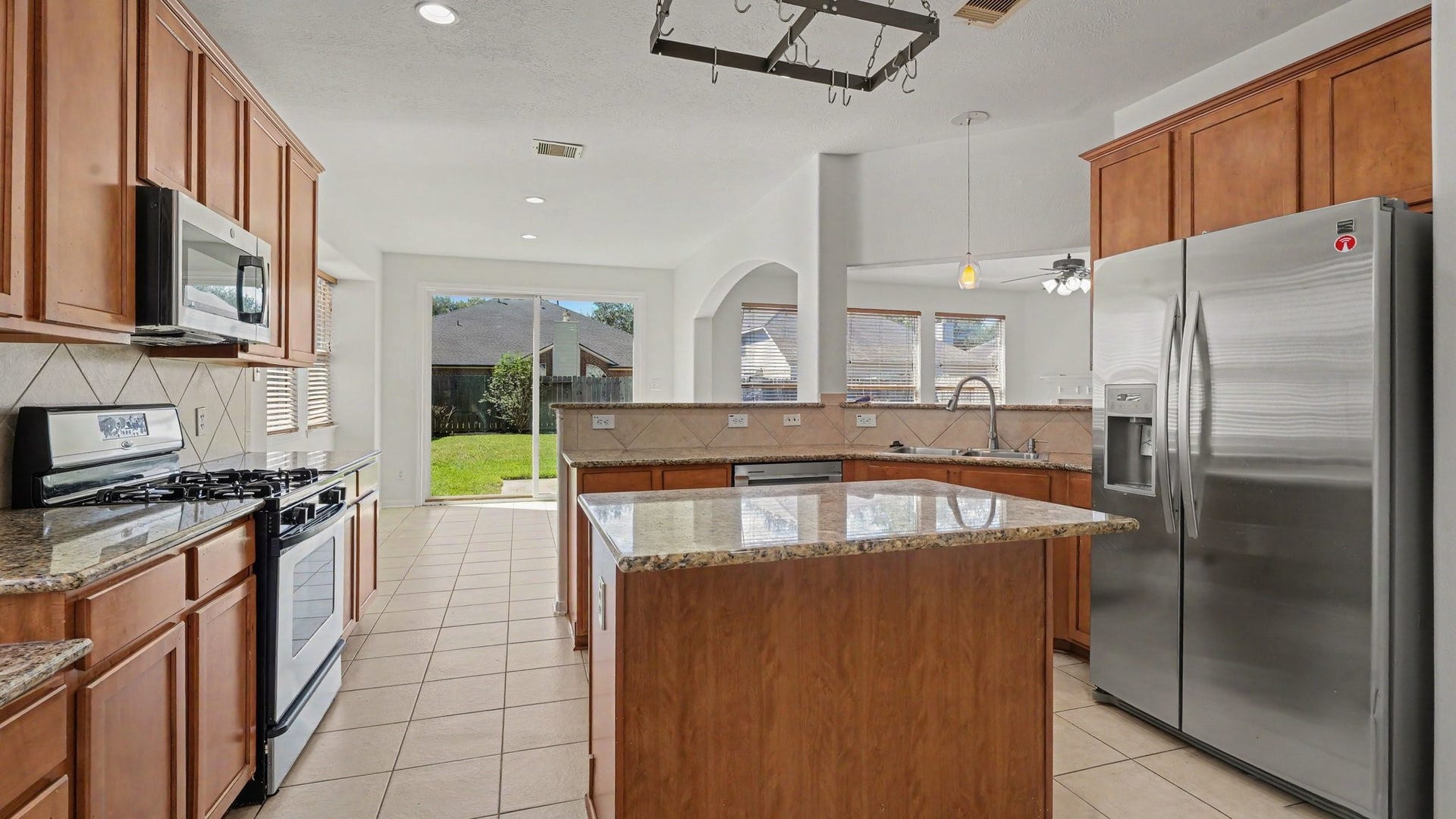 13711 Brighton Park Drive, Houston, TX 77044 13711 Brighton Park Drive, Houston, TX 77044