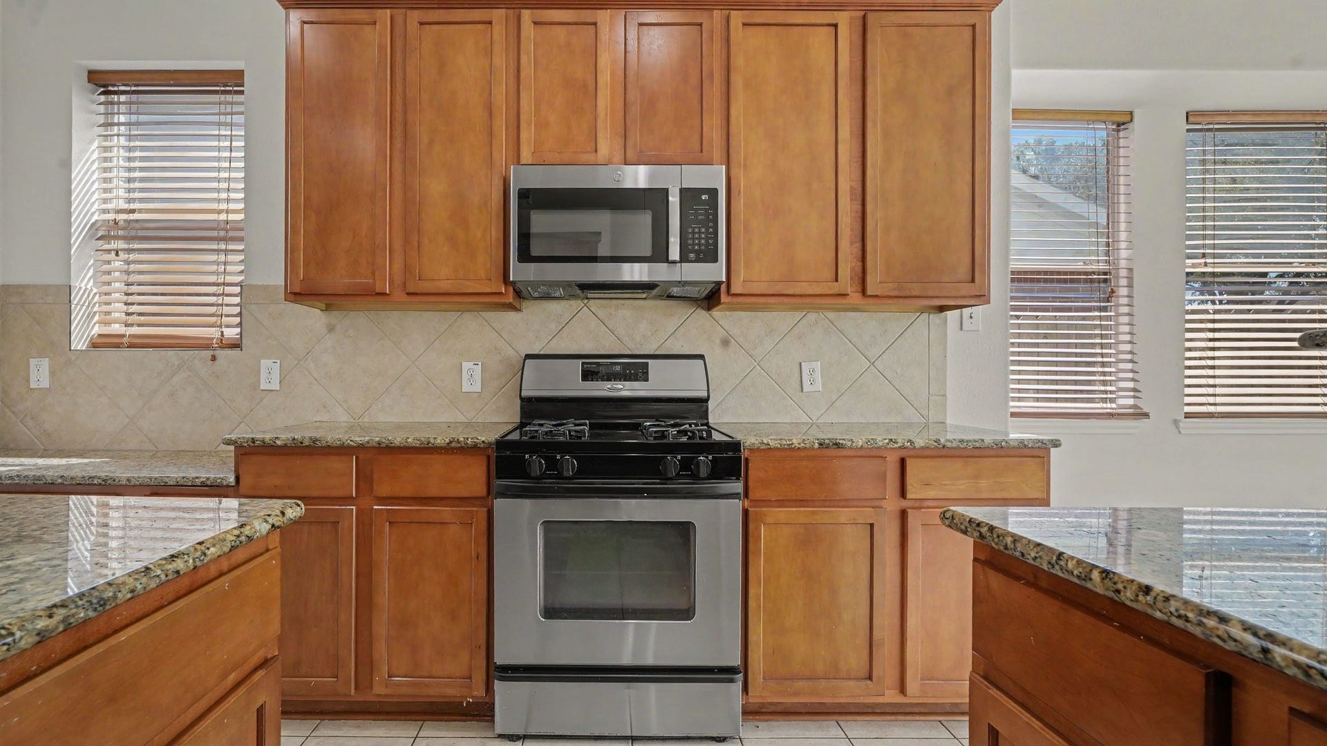 13711 Brighton Park Drive, Houston, TX 77044 13711 Brighton Park Drive, Houston, TX 77044