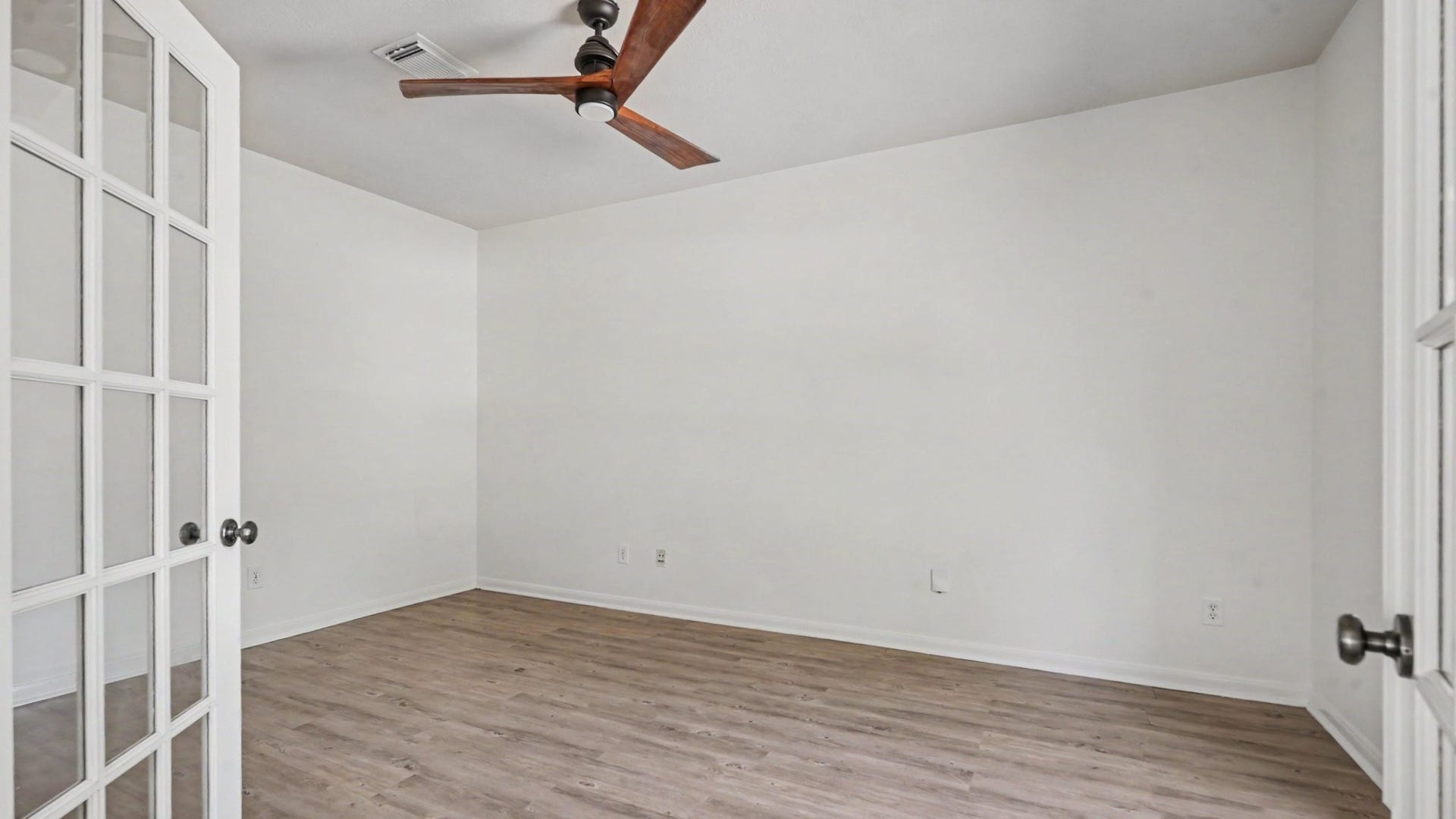 13711 Brighton Park Drive, Houston, TX 77044 13711 Brighton Park Drive, Houston, TX 77044