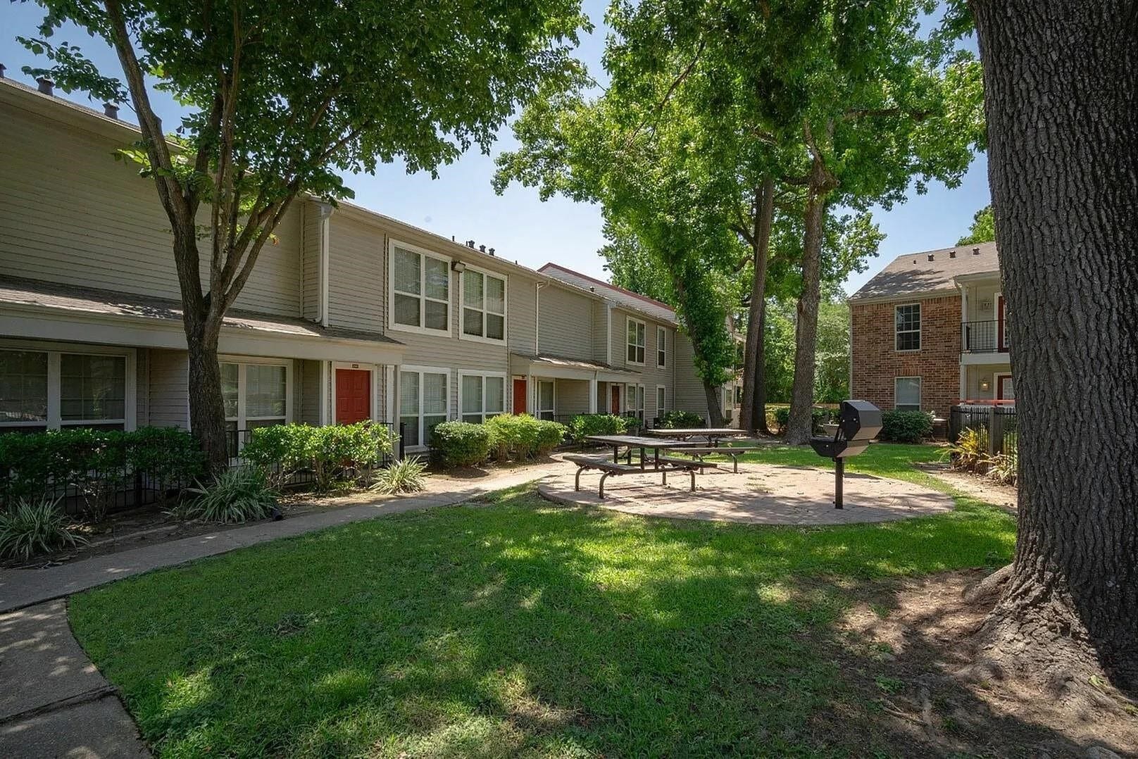 12800 Woodforest Boulevard, #N0201, Houston, TX 77015 12800 Woodforest Boulevard, #N0201, Houston, TX 77015