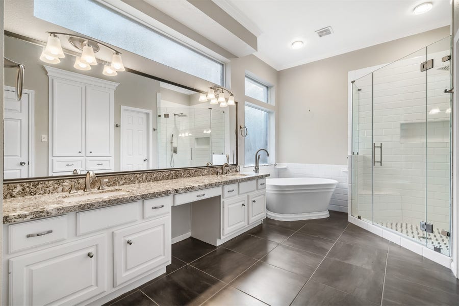 Property photo for 11 Winrock Place, The Woodlands, TX
