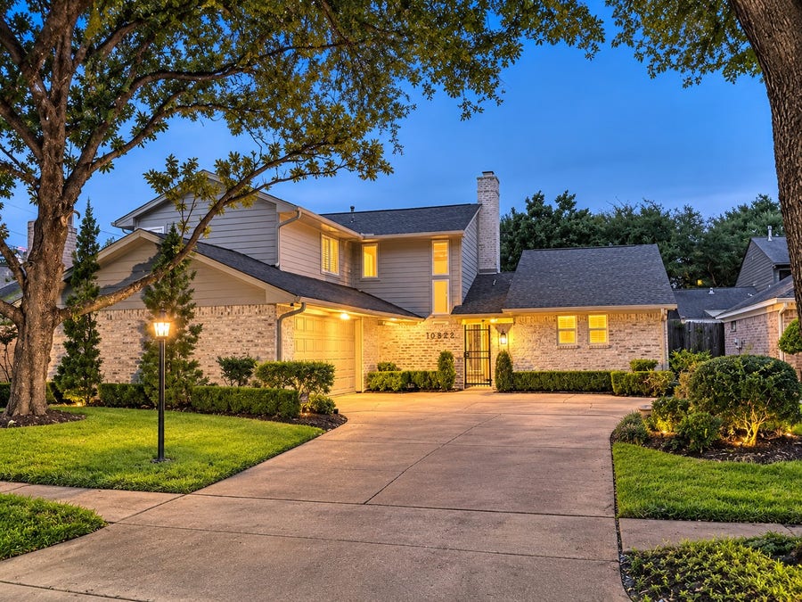 Property photo for 10322 Burgoyne Road, Houston, TX