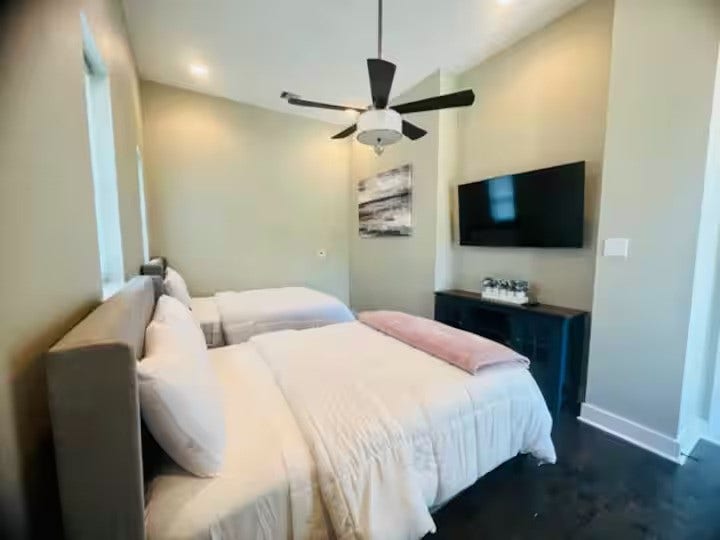 1518 Tarley Street, Houston, TX 77009 1518 Tarley Street, Houston, TX 77009