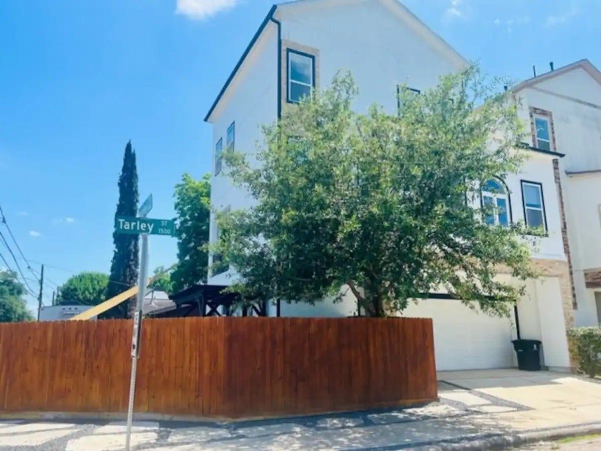 1518 Tarley Street, Houston, TX 77009 1518 Tarley Street, Houston, TX 77009