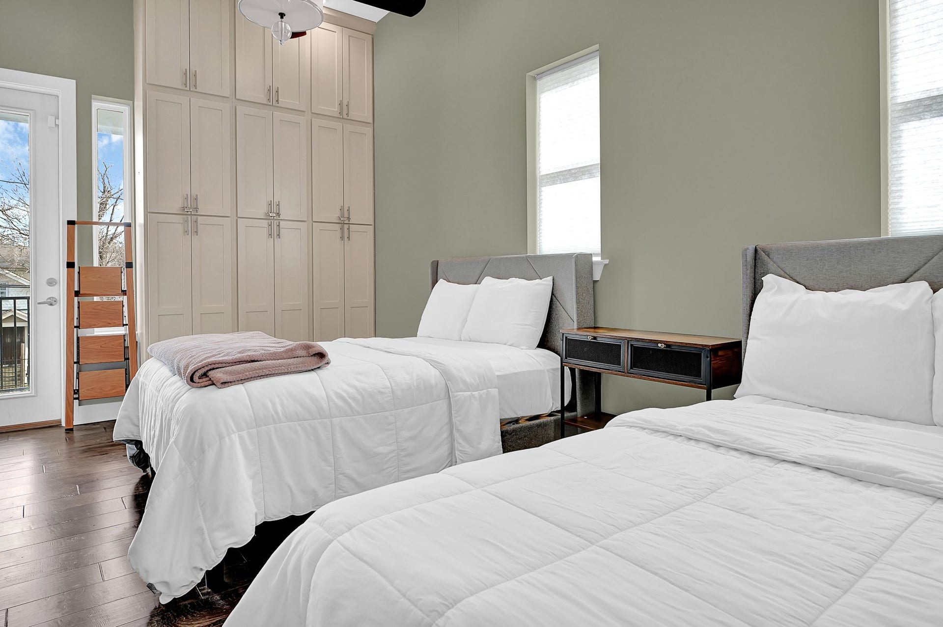 1518 Tarley Street, Houston, TX 77009 1518 Tarley Street, Houston, TX 77009