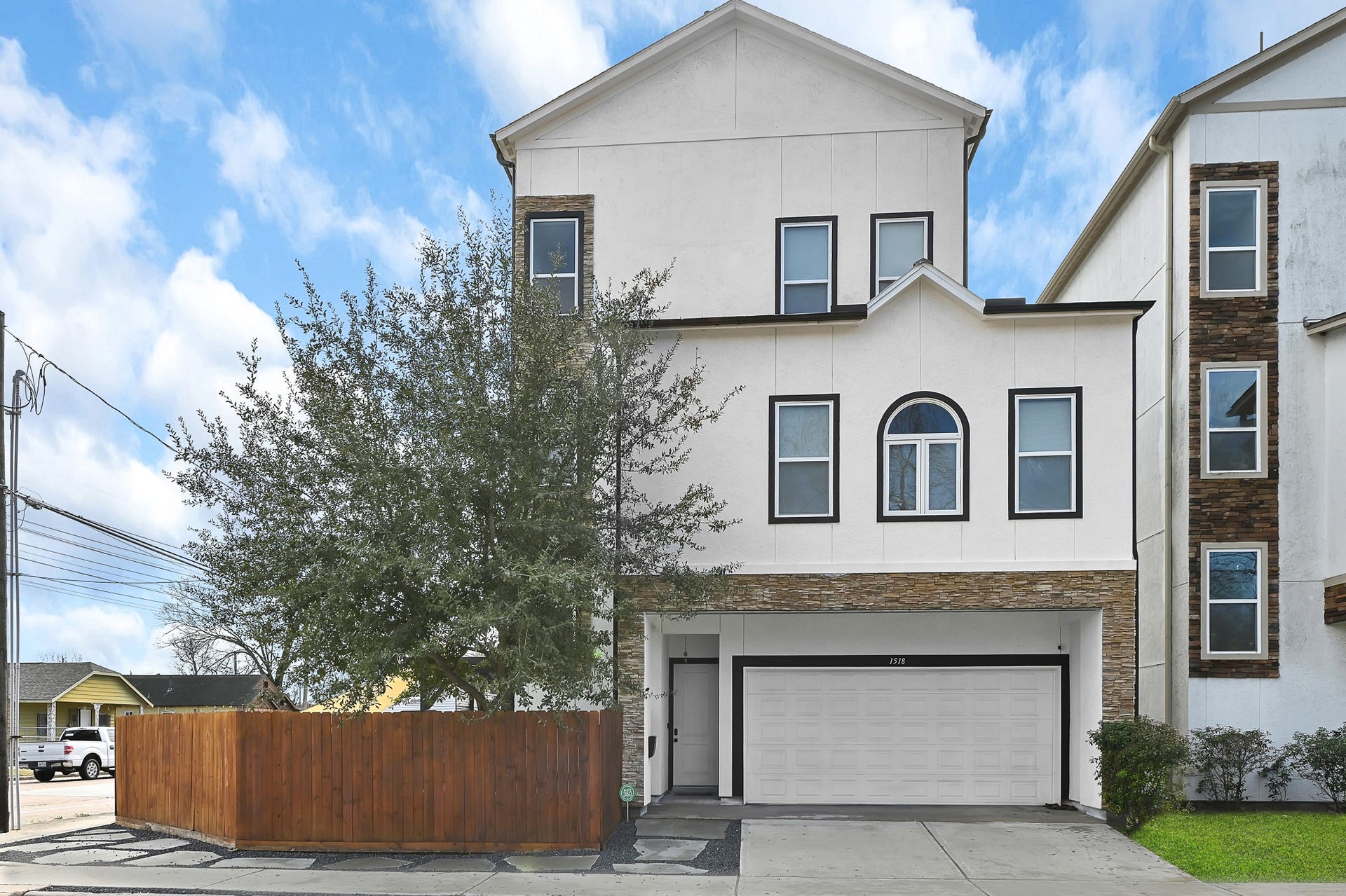 1518 Tarley Street, Houston, TX 77009 1518 Tarley Street, Houston, TX 77009