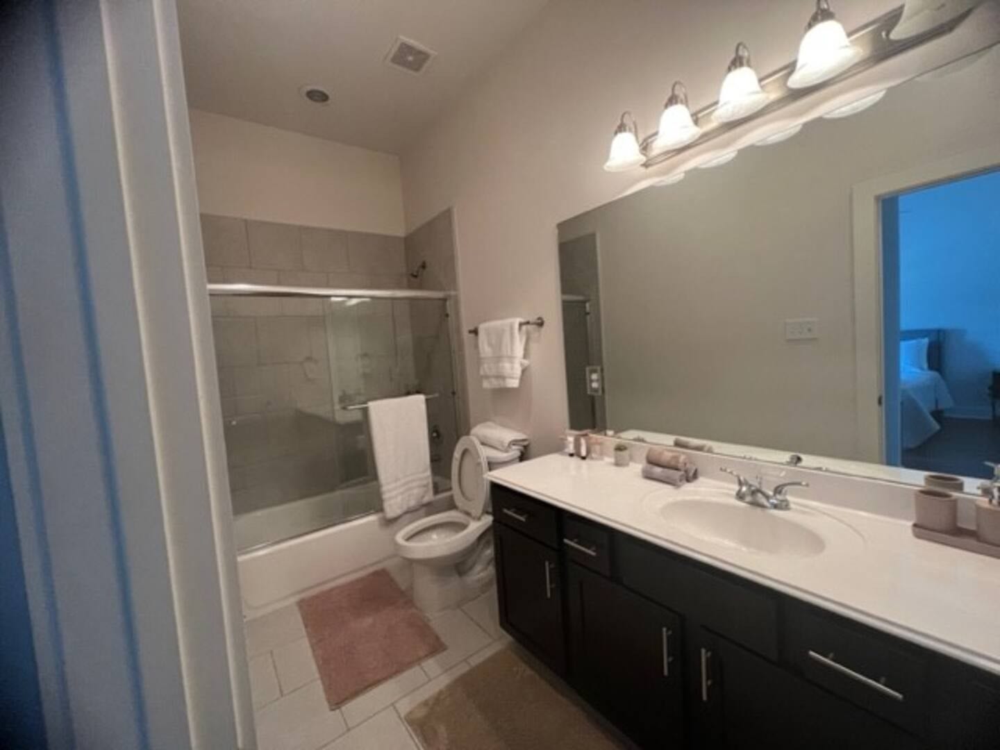 1518 Tarley Street, Houston, TX 77009 1518 Tarley Street, Houston, TX 77009