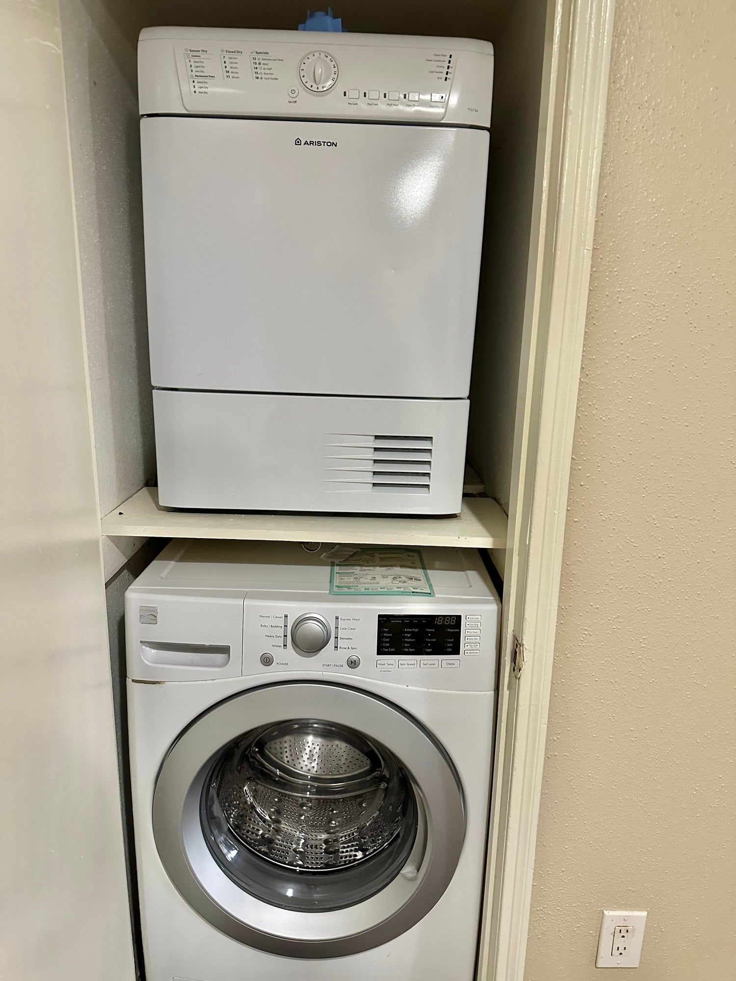 2750 Holly Hall Street, #703, Houston, TX 77054 Washer and dryer provided