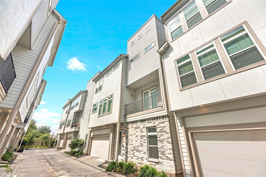 Property photo for 5823 Fairdale Lane, #C, Houston, TX