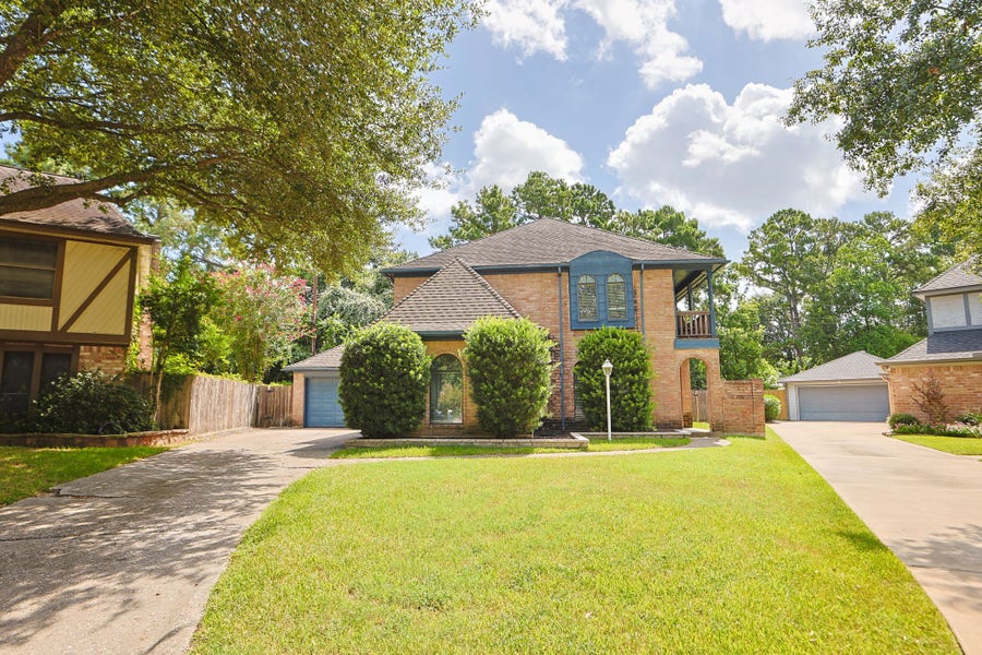 Property photo for 3302 Waxcandle Drive, Spring, TX