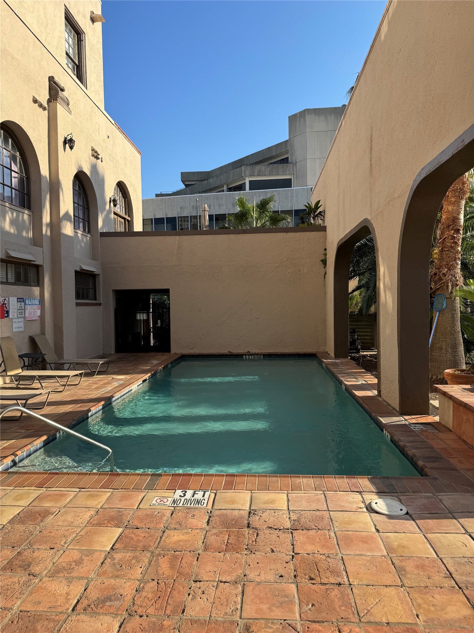 621 21st Street, #303, Galveston, TX 77550 621 21st Street, #303, Galveston, TX 77550