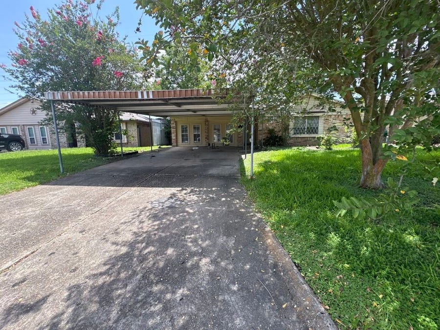 Property photo for 666 Overbluff Street, Channelview, TX